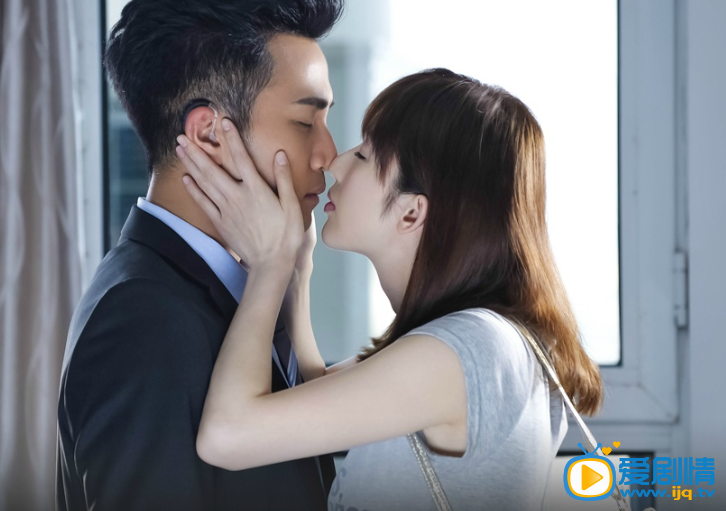 一念向北陸向北為什麼這么恨華彩集團？陸向北的媽媽是怎么死的？