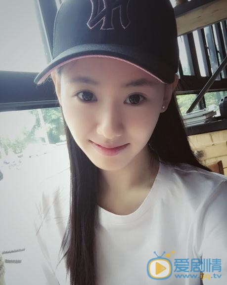 擊劍小子冷子峰銀芯是誰扮演的？銀芯扮演者李嘉雯個人資料介紹