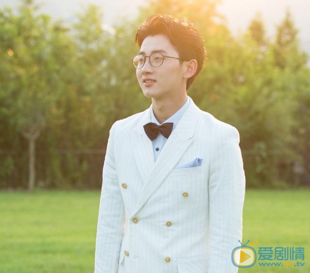 致我們單純的小美好陸揚是誰演的？陸揚扮演者孫寧個人資料、寫真及生活照欣賞