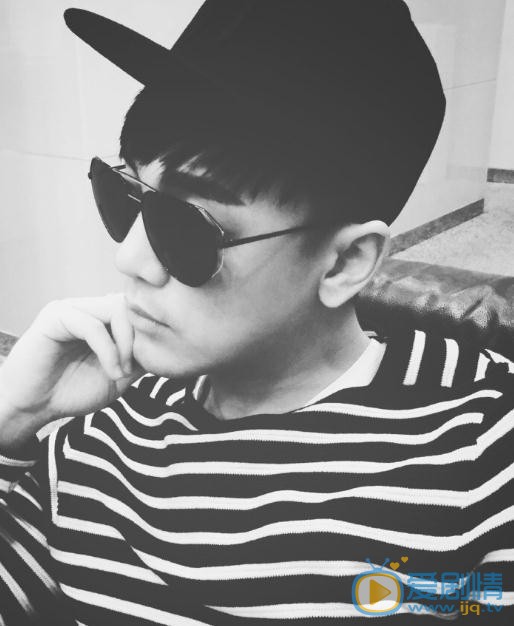 我的體育老師邱楓是誰演的?我的體育老師邱楓扮演者曹璐個人資料、寫真及生活照欣賞