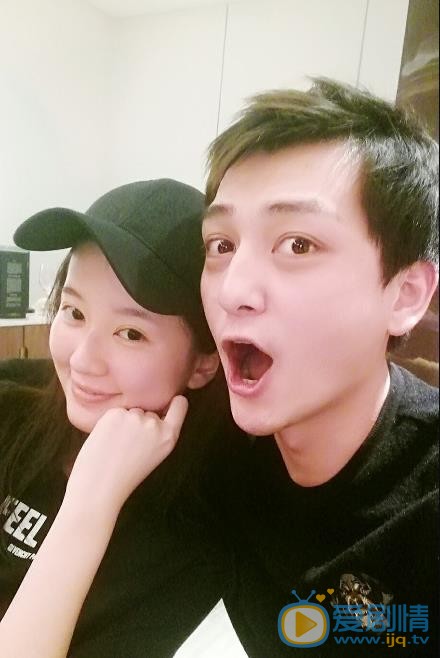 我不是精英費明扮演者張曉謙個人資料、海量生活照欣賞