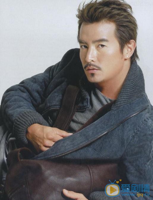 一路繁花相送辛開宇是誰演的？辛開宇扮演者李銘順個人資料、寫真及生活照欣賞