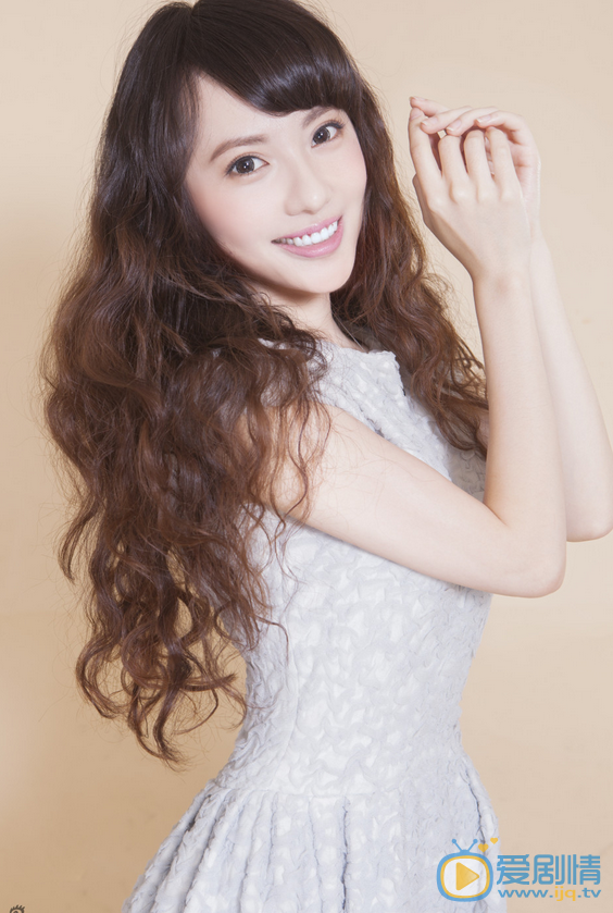  孤芳不自賞燕十三娘是誰演的？燕十三娘扮演者劉萌萌個人資料簡介