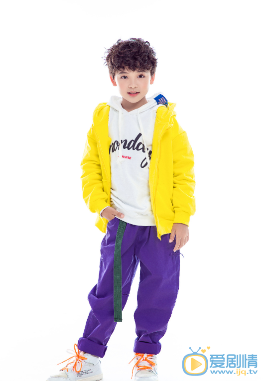 楊浩天個人資料簡介 楊浩天演藝經歷 楊浩天廣告代言圖片