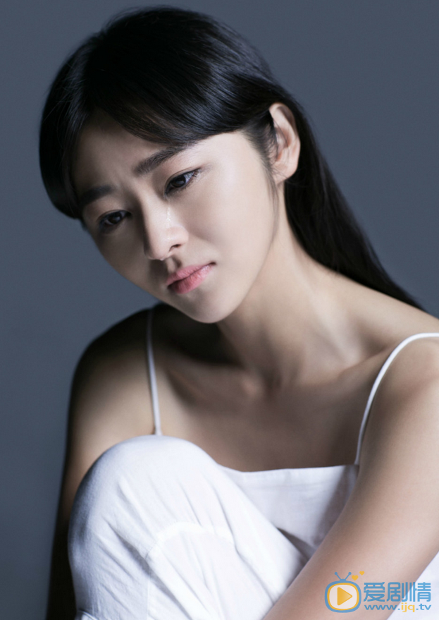 白鹿原冷秋月是誰演的？冷秋月扮演者小斯琴高娃個人資料及生活寫真照欣賞