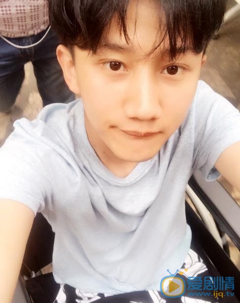 凡人的品格展昭是誰演的？凡人的品格展昭扮演者梁振倫個人資料、寫真及生活照欣賞