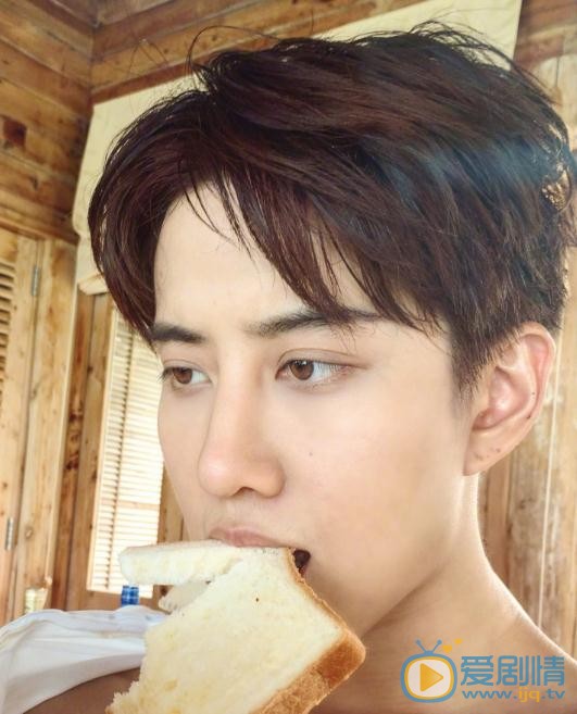 美味奇緣李雨哲是誰扮演的？美味奇緣李雨哲扮演者mike個人資料、寫真及生活照欣賞