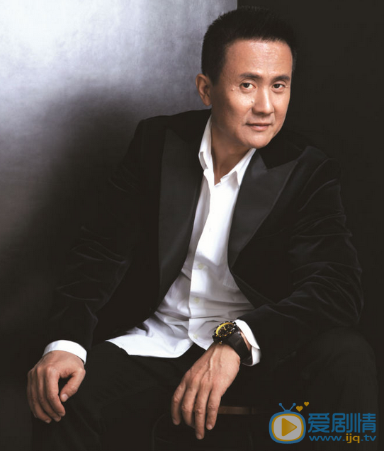 人民的名義高育良是誰演的?高育良扮演者張志堅個人資料生活照欣賞