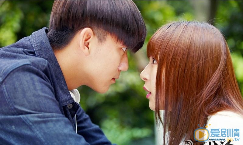 貼身校花里有哪些好聽的歌曲？主題曲、片尾曲、插曲匯總