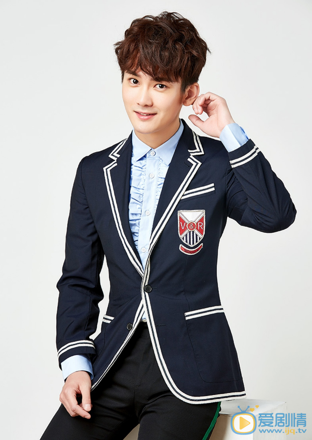 浪花一朵朵唐一白是誰演的？唐一白扮演者熊梓淇個人資料及寫真生活照欣賞