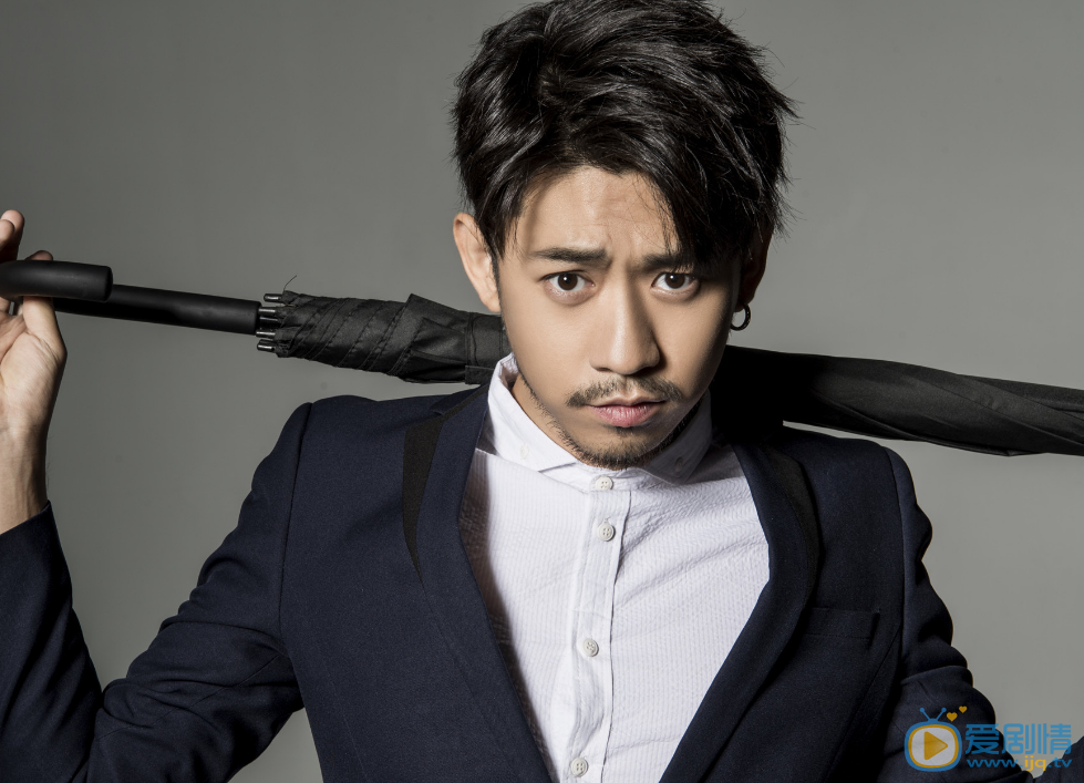 王希個人資料簡介 王希演藝經歷 王希帥氣寫真圖片