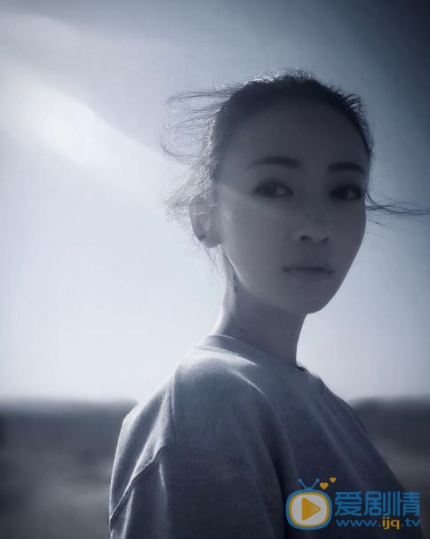 鳳囚凰馮亭是誰演的?馮亭扮演者吳謹言個人資料、寫真及生活照欣賞