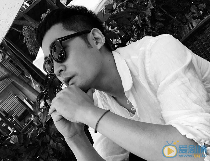 江河水沈亦威是誰演的？江河水沈亦威扮演者張粟個人資料、寫真及生活照欣賞