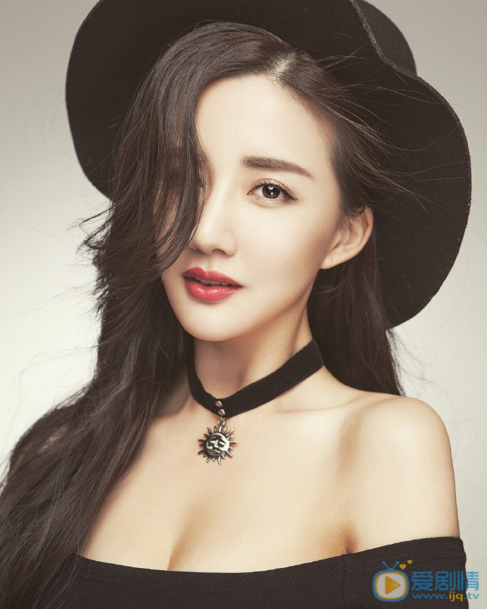 新倚天屠龍記殷素素是誰飾演的？殷素素飾演者陳欣予個人資料、寫真及生活照欣賞