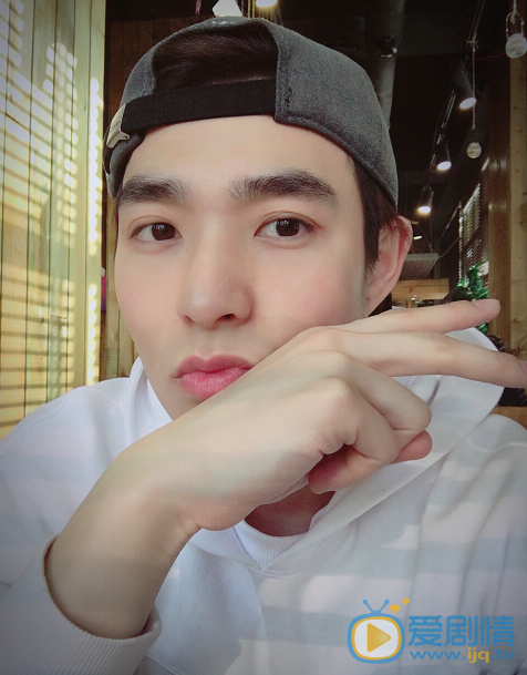 一粒紅塵顧毅然是誰演的?顧毅然扮演者李思陽個人資料及寫真照欣賞