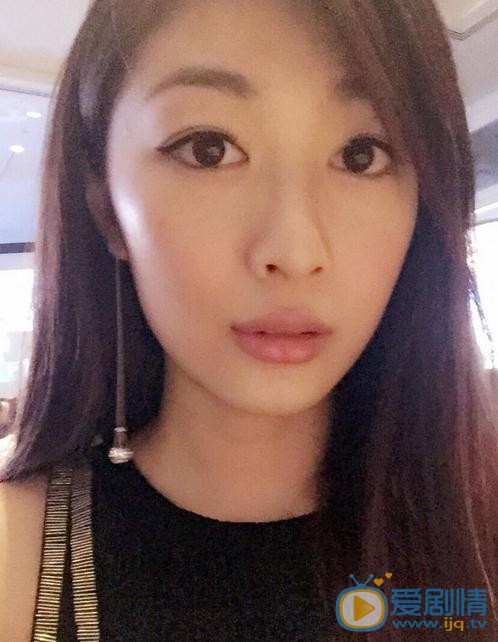 雙世寵妃曲盼兒是誰？雙世寵妃曲盼兒扮演者鍾祺個人資料、寫真及生活照欣賞