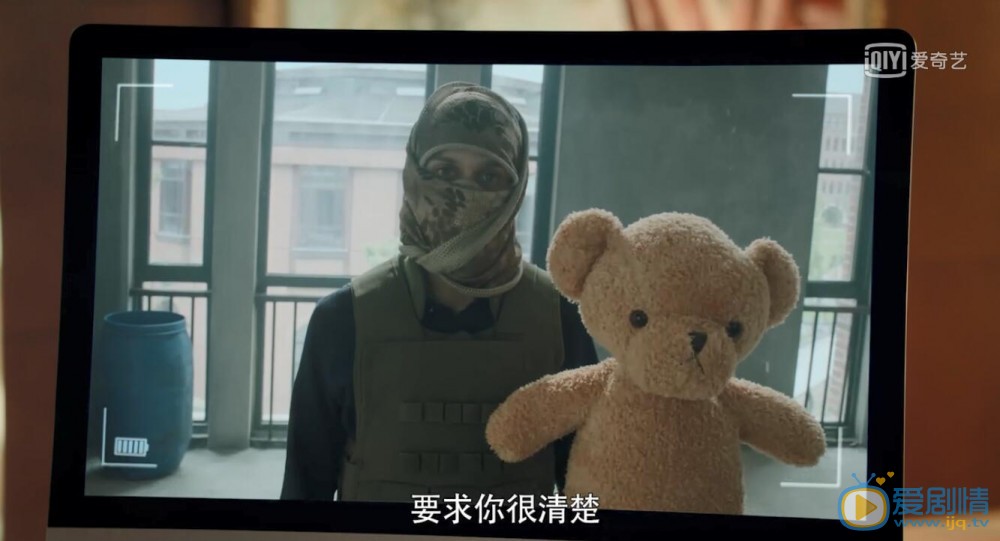 反恐特戰隊之天狼恐怖分子入侵電腦 威脅戴維克部長