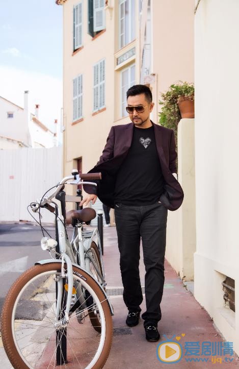 鳴鴻傳大仁府府丞包小乙是誰演的？包小乙扮演者劉向京個人資料、寫真及生活照欣賞