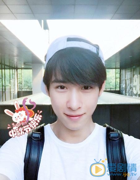 《擊劍小子冷子峰》邵康是誰扮演的？邵康扮演者吳昊澤個人資料、寫真及生活照欣賞