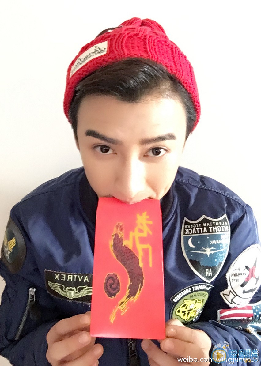 老九門齊鐵嘴扮演者應昊茗生活照欣賞