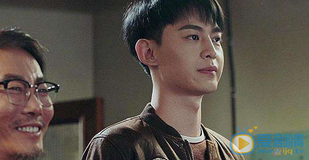 動物管理局周黑丫本體是一隻驢精 為什麼要偽裝成黑豹精？