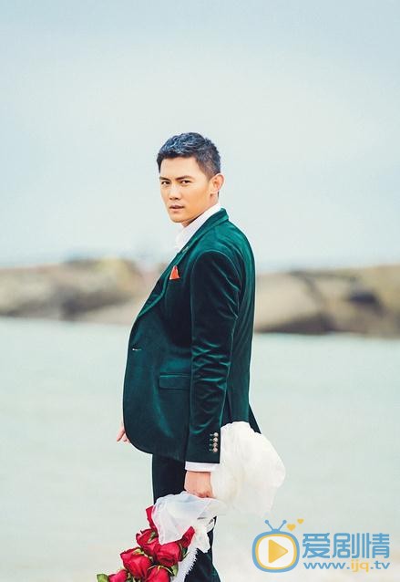 一路繁花相送戴維凡是誰演的？戴維凡扮演者李浩軒個人資料、寫真及生活照欣賞