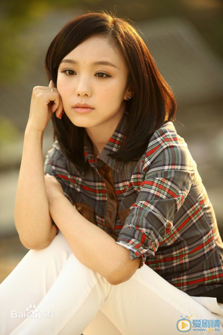 李梣溪個人資料簡介 李梣溪寫真照 李梣溪家庭背景