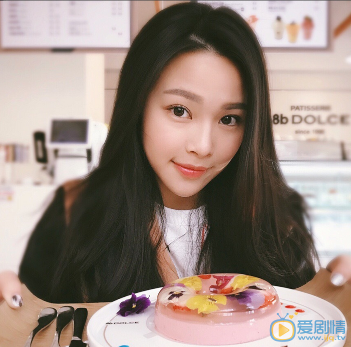 繁星四月李姐是誰演的?李姐扮演者蔚雨芯個人資料及生活私照欣賞