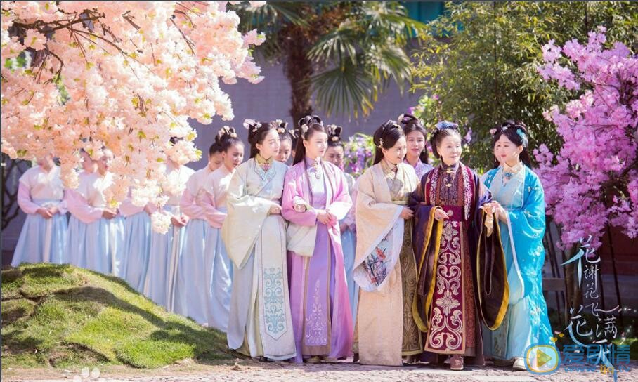 電視劇花謝花飛花滿天是小說改編的嗎 電視劇花謝花飛花滿天改編自哪部小說？