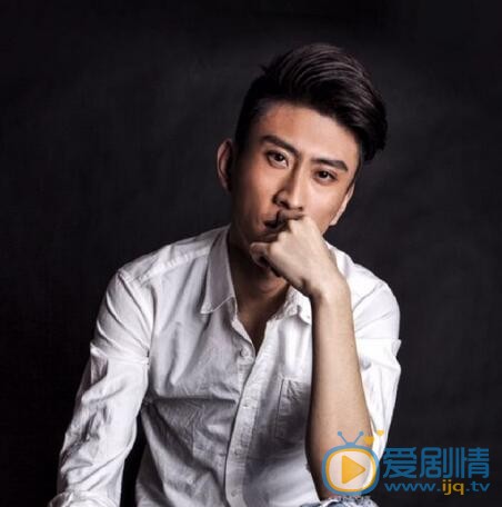 蔣易寫真照 蔣易個人經歷及家庭背景介紹