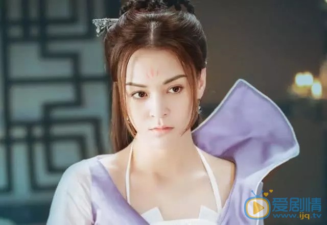 從前有座靈劍山王舞是由誰飾演的？王舞是一個怎樣的人？