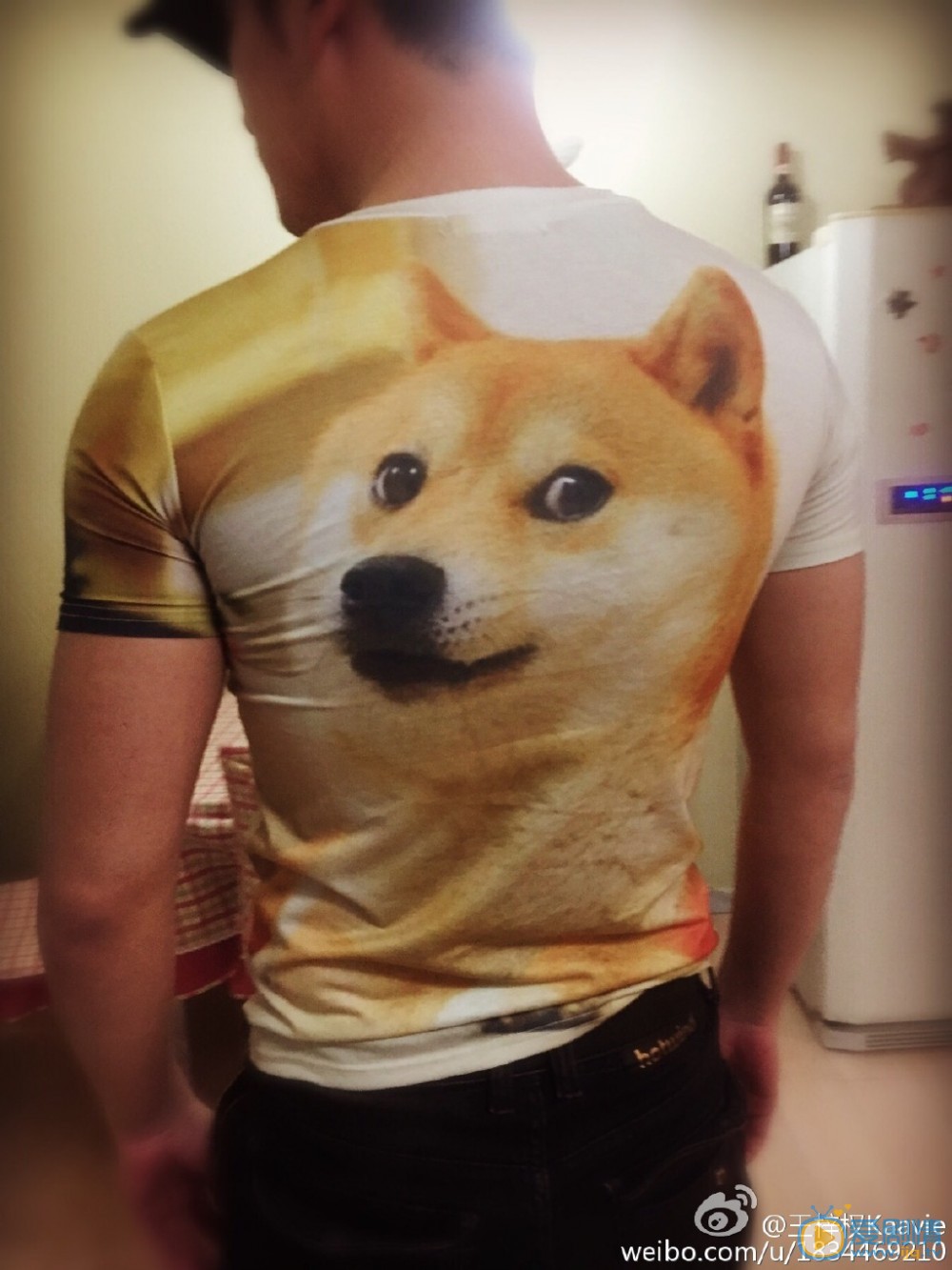 浮出水面高一天是誰扮演的?守衛者浮出水面高一天扮演者王梓權個人資料、寫真生活照