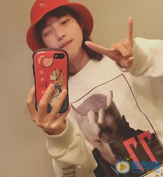 老男孩費文麗是誰演的？費文麗扮演者王妍之個人資料、寫真及生活照欣賞