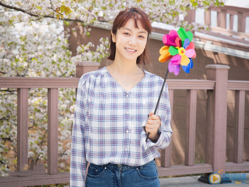 金玉彬個人資料簡介 金玉彬演藝經歷 金玉彬寫真圖片