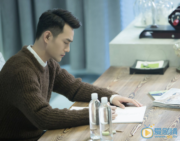 放棄我抓緊我王凱穿了多少套服裝?王凱服裝大盤點