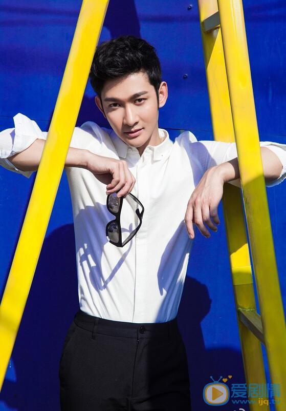  盲約李小虎是誰演的？李小虎扮演者郭鑫個人資料及寫真生活照欣賞