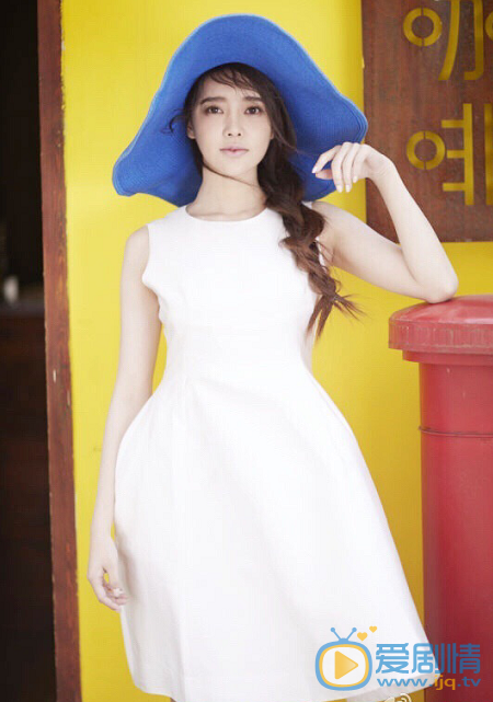  一粒紅塵林薇薇是誰演的？林薇薇扮演者張璇個人資料及生活寫真照欣賞