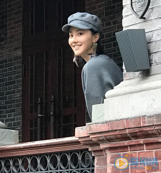 一路繁花相送少年辛辰是誰扮演的？少年辛辰扮演者王鶴潤個人資料、寫真及生活照欣賞