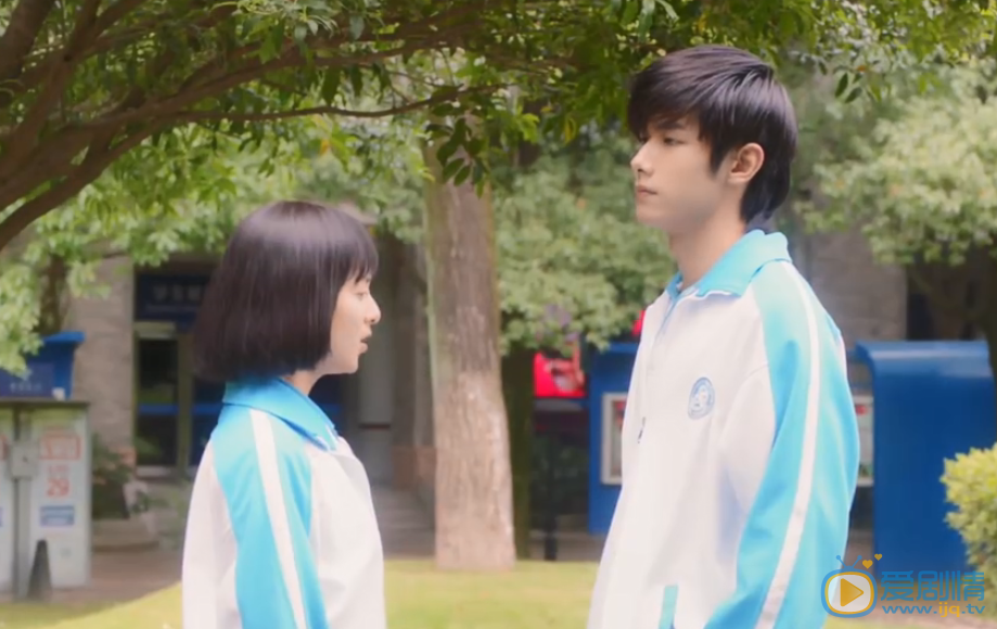 等等啊我的青春 主題曲偶爾改自草蜢失戀陣線聯盟 分分鐘帶你回到過去