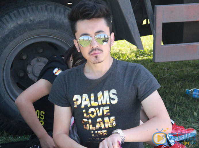  盲約司徒偉是誰演的？司徒偉扮演者李雅男個人資料及生活寫真照欣賞