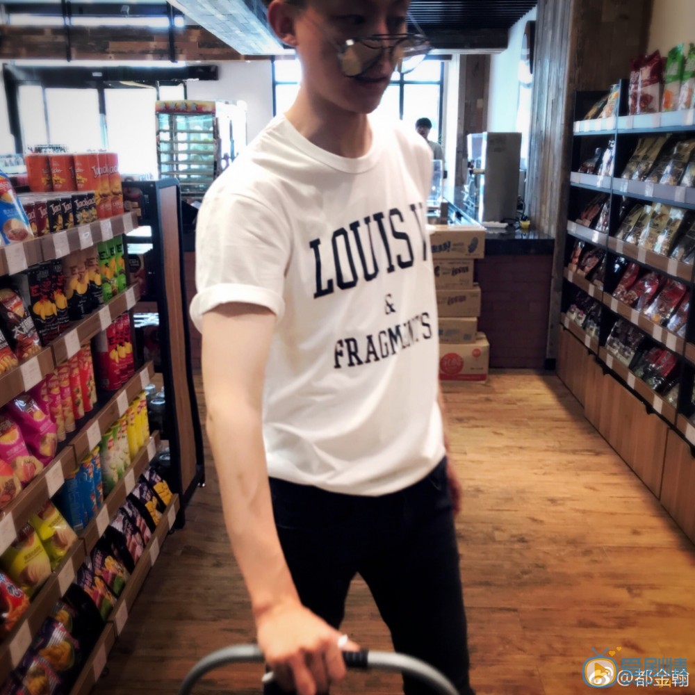 我們的少年時代江狄扮演者都金翰照片欣賞