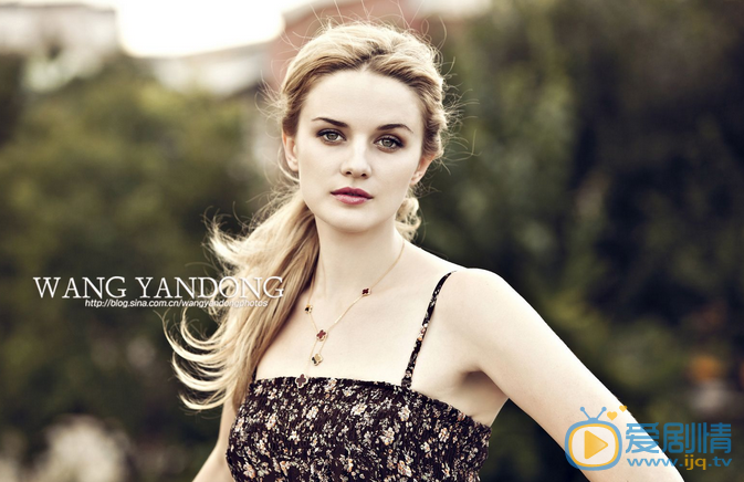 麻辣變形計鐵血女教官柳莎是誰扮演的？柳莎扮演者伊莉莎個人資料及寫真生活照介紹