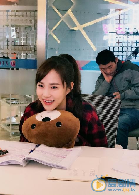 你和我的傾城時光程美子是誰演的?程美子扮演者文予琪個人資料、寫真及生活照欣賞