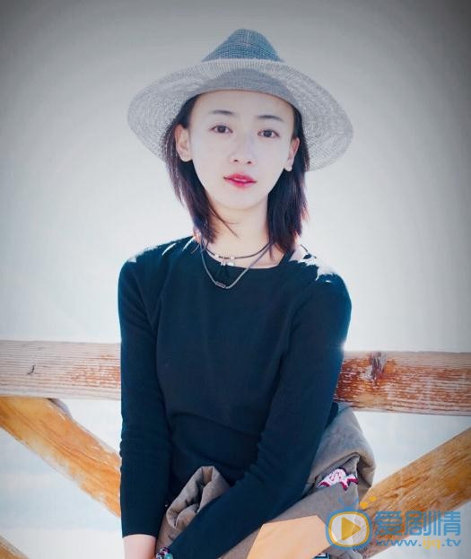 鳳囚凰馮亭是誰演的?馮亭扮演者吳謹言個人資料、寫真及生活照欣賞