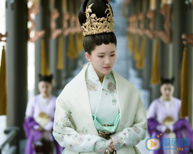 趙露思個人資料簡介 趙露思《鳳囚凰》劇照