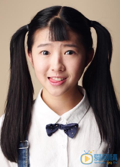 何藍逗個人資料簡介 何藍逗寫真