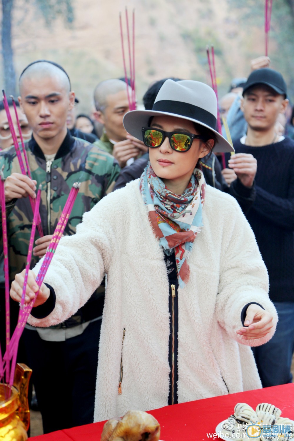 那年花開月正圓的原型人物是什麼樣的？周瑩原型故事簡介