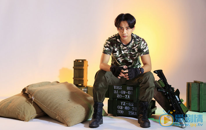 怒江之戰小刀子是誰扮演的?小刀子扮演者李茂老婆是誰?李茂個人資料及寫真生活照欣賞