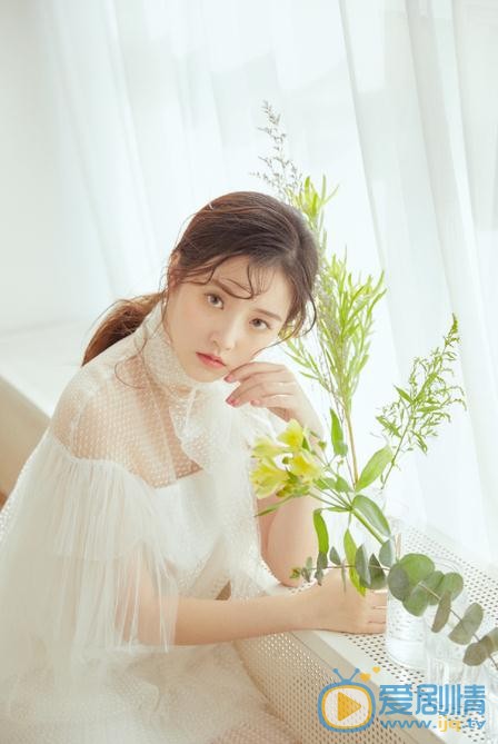 張楚寒個人資料簡介 張楚寒寫真