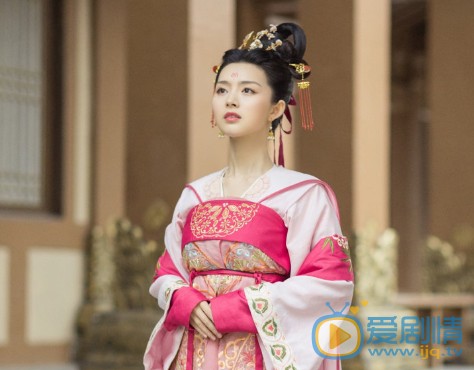 明月照我心康樂公主喜歡誰?最後和誰在一起?